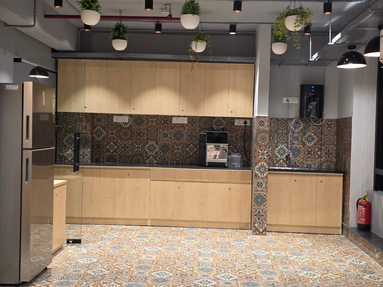Pantry & Cafeteria